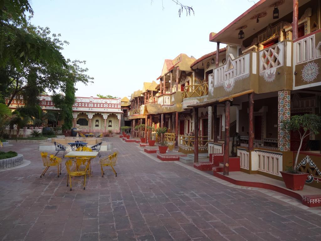 Chokhi Dhani Indore Dış mekan fotoğraf