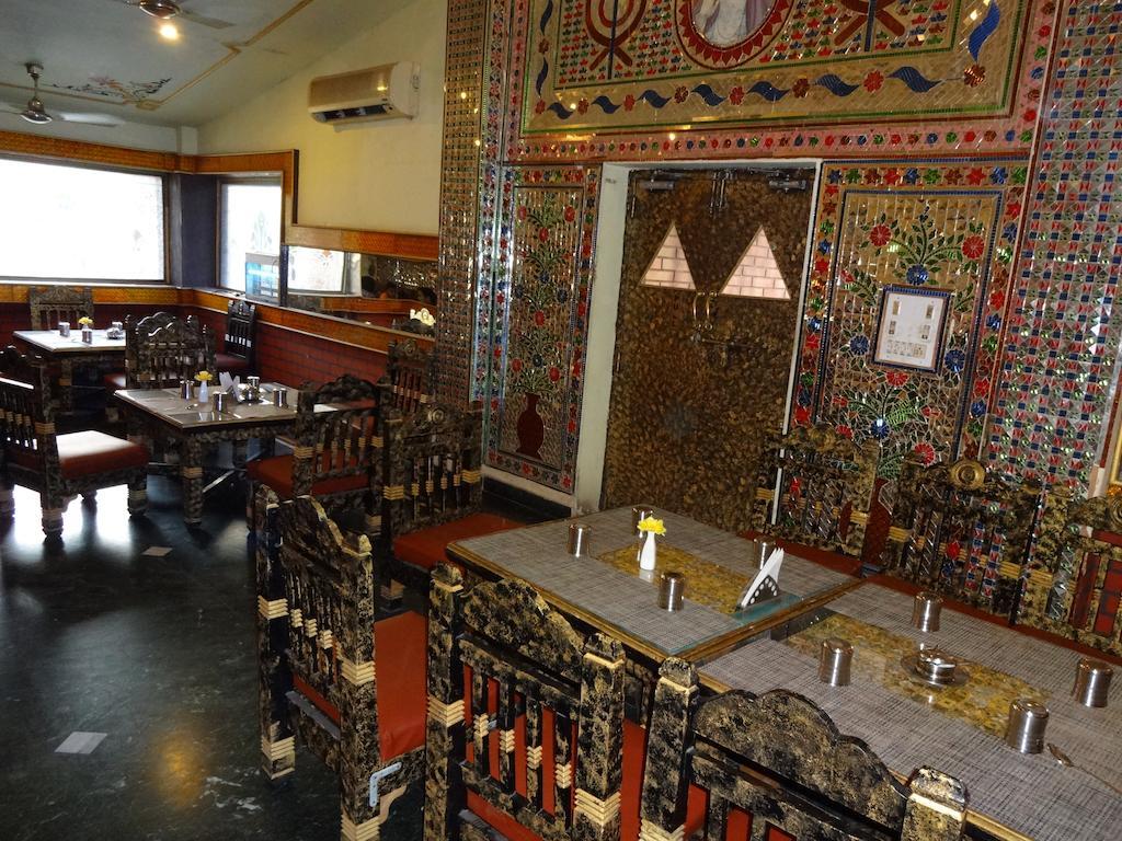 Chokhi Dhani Indore Dış mekan fotoğraf